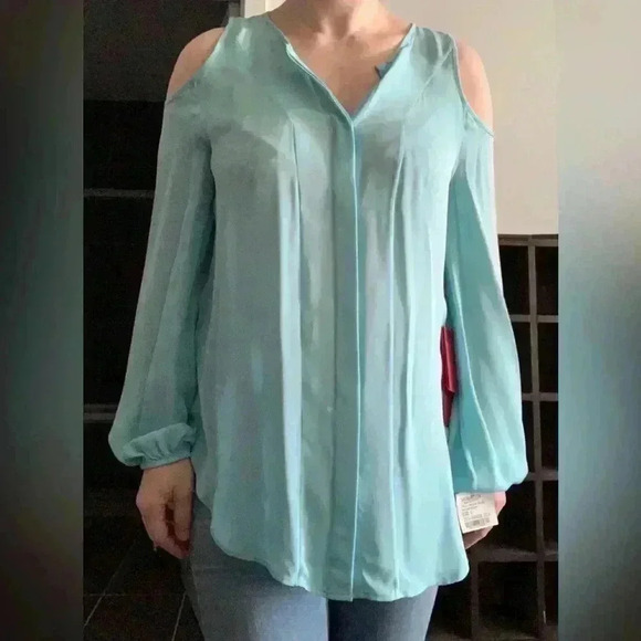 100% Silk Blouse - Picture 3 of 5